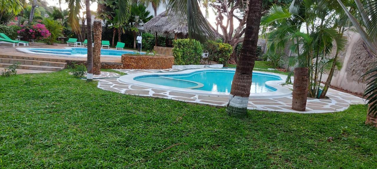 Villa Mela, Malindi Bagian luar foto